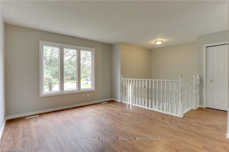 54 Stokes Rd, St. Thomas, N5R 5W7 | Image 3