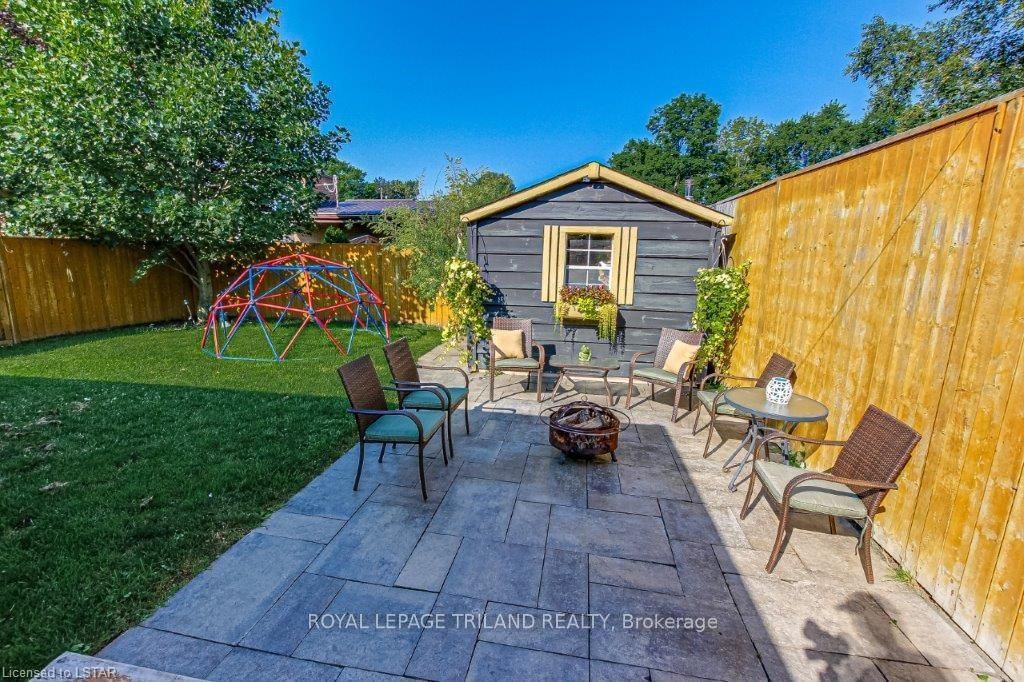 Listing Image 5