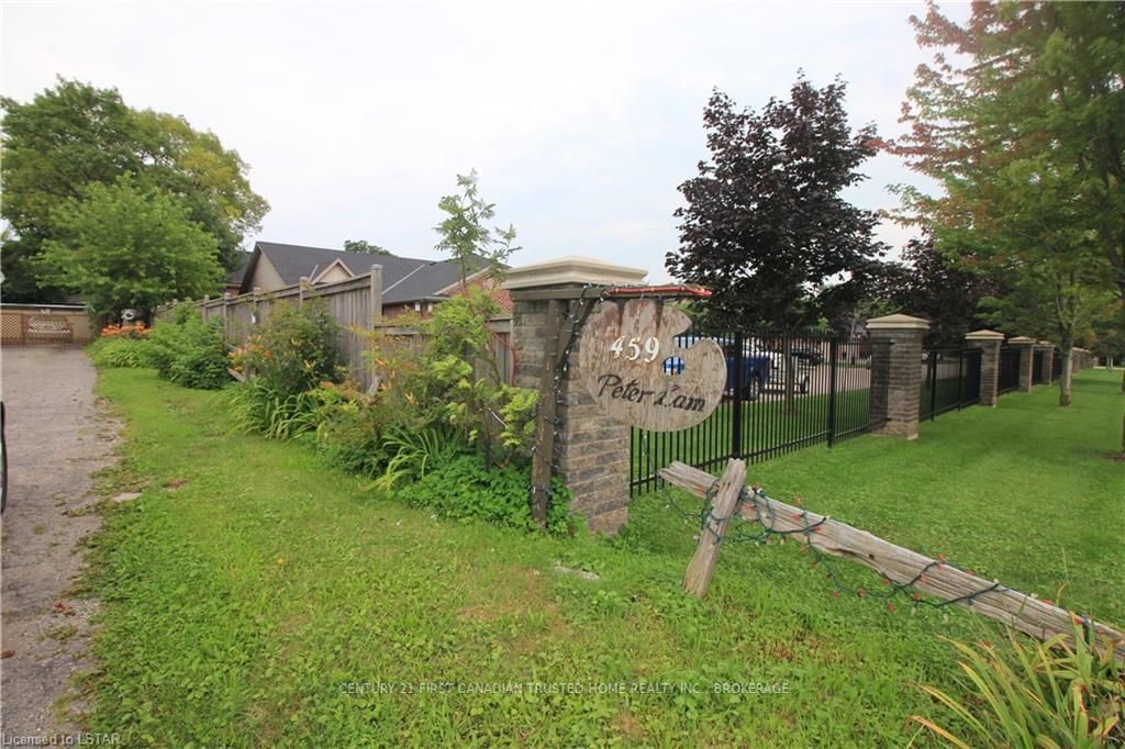 Listing Image 3