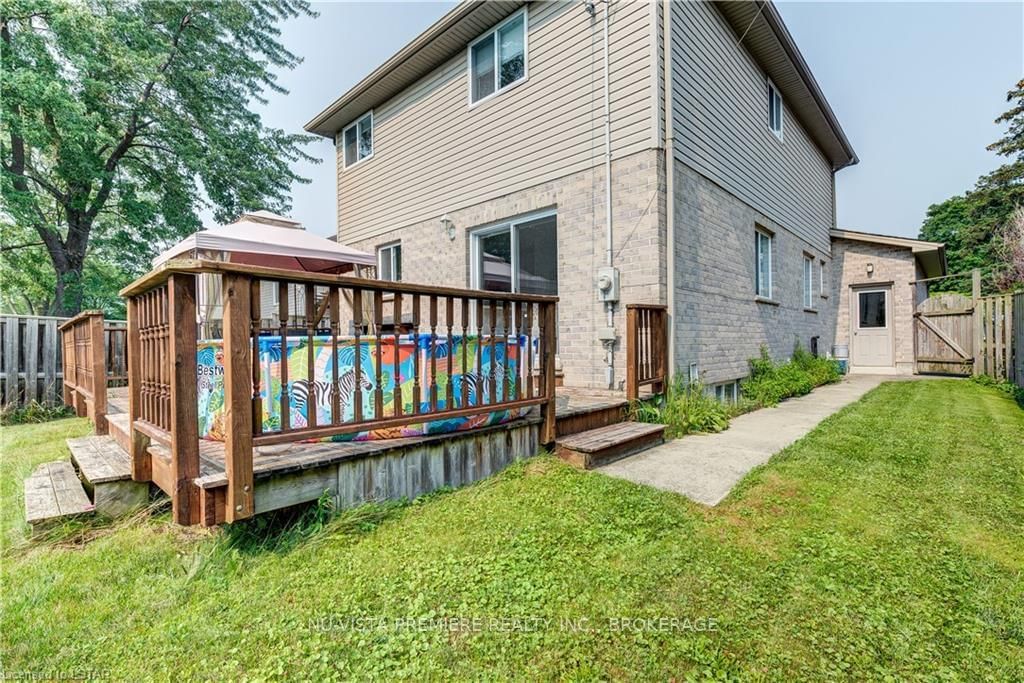 Listing Image 7