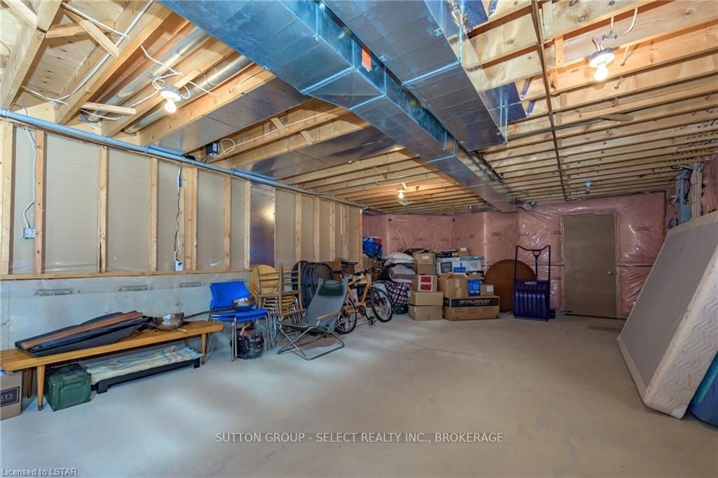 Listing Image 40