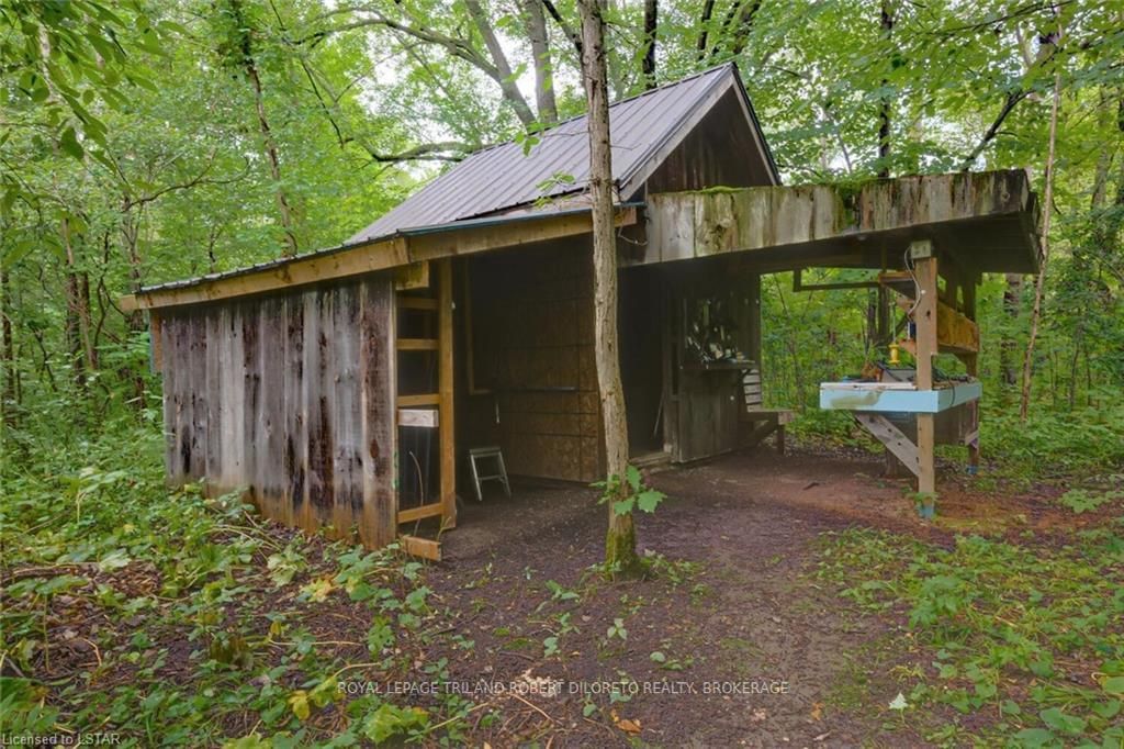 Listing Image 23