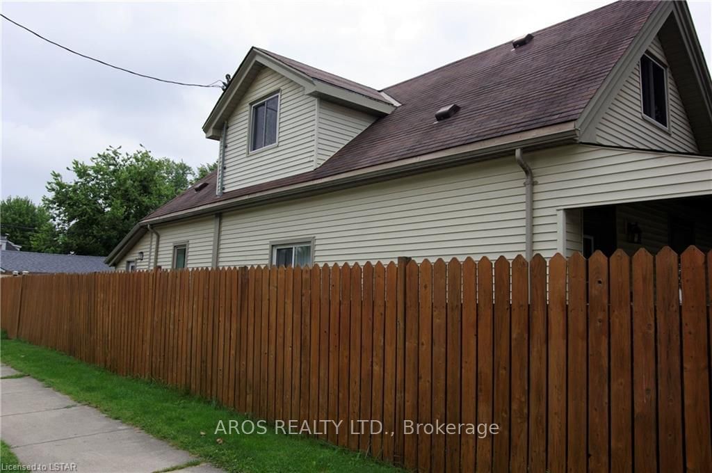 Listing Image 7