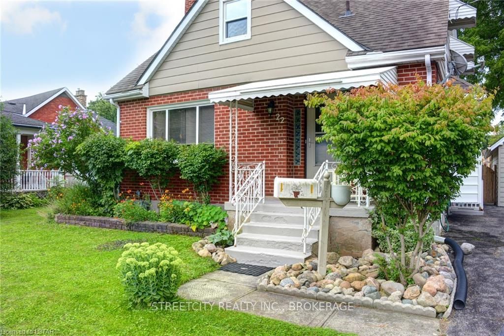 Listing Image 3