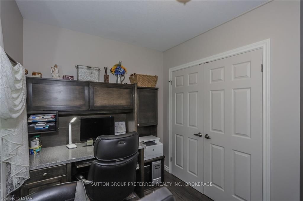 Listing Image 24