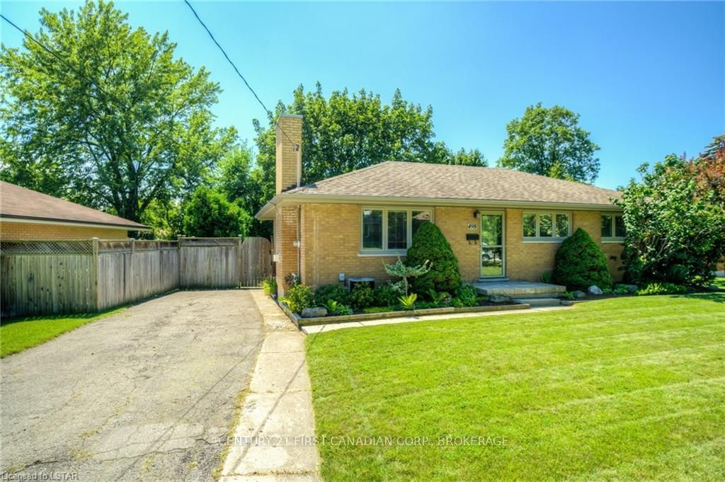 Listing photo 4