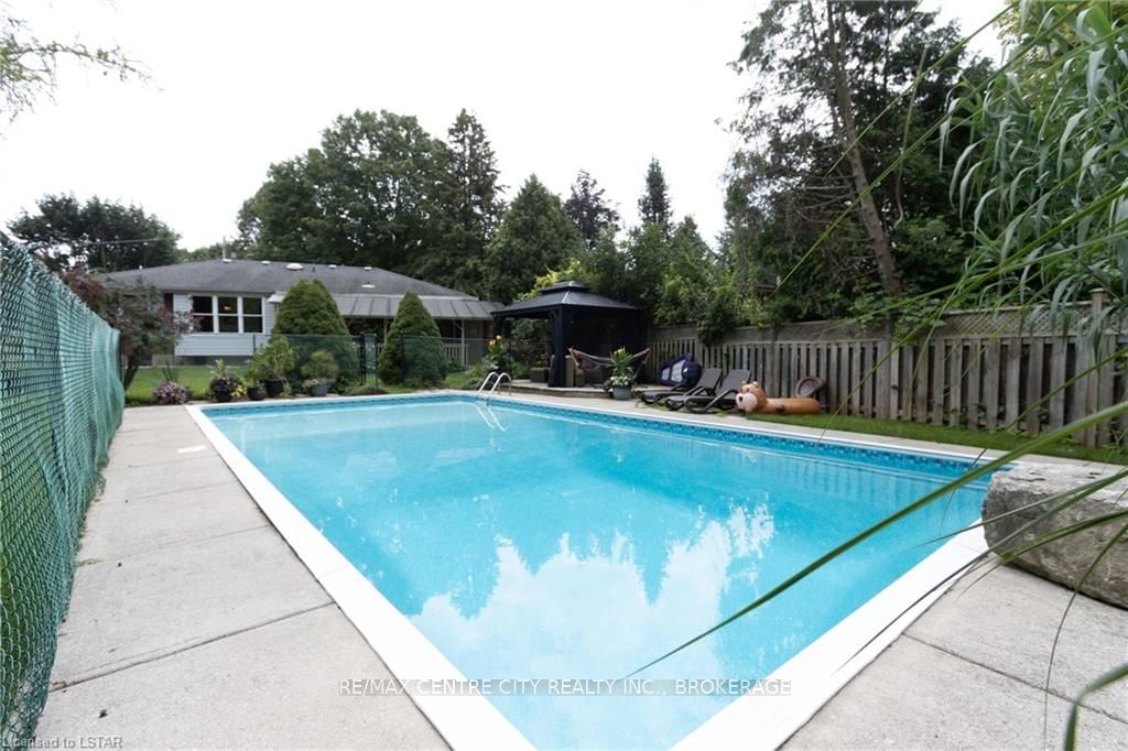 Listing Image 35