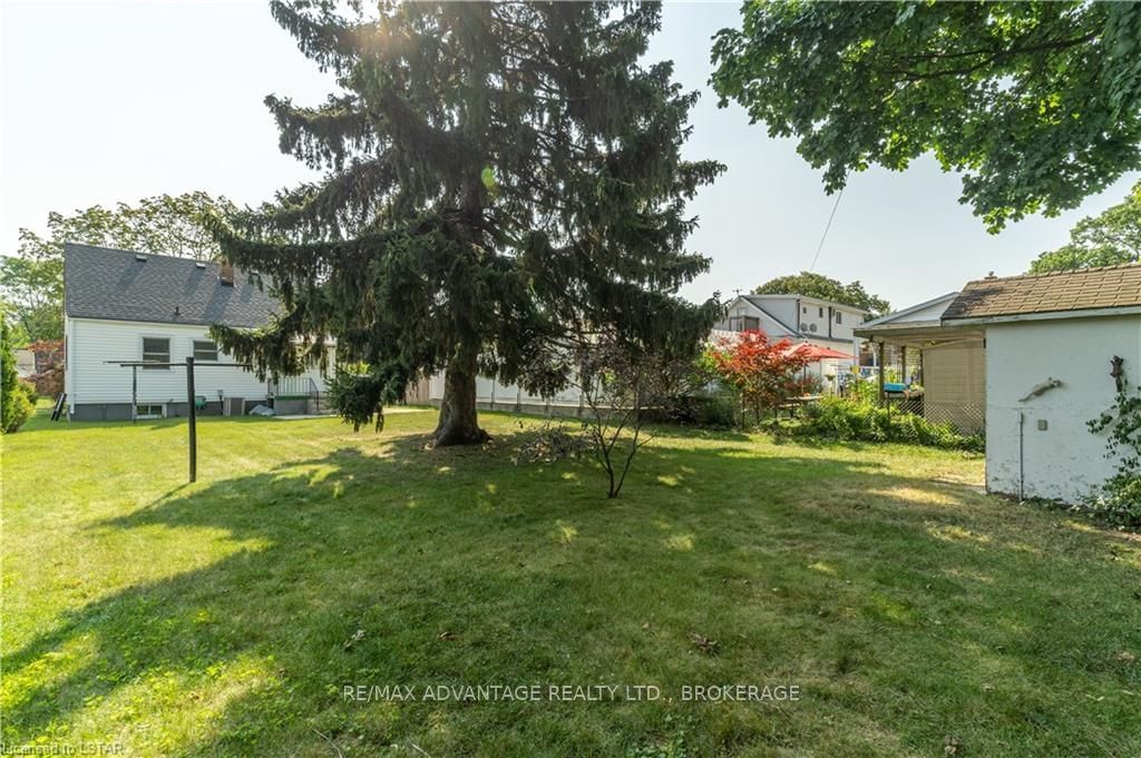 Listing Image 6