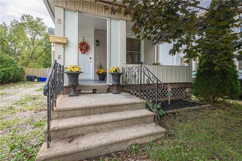 8 Omemee St, St. Thomas, N5P 1V9 | Image 2