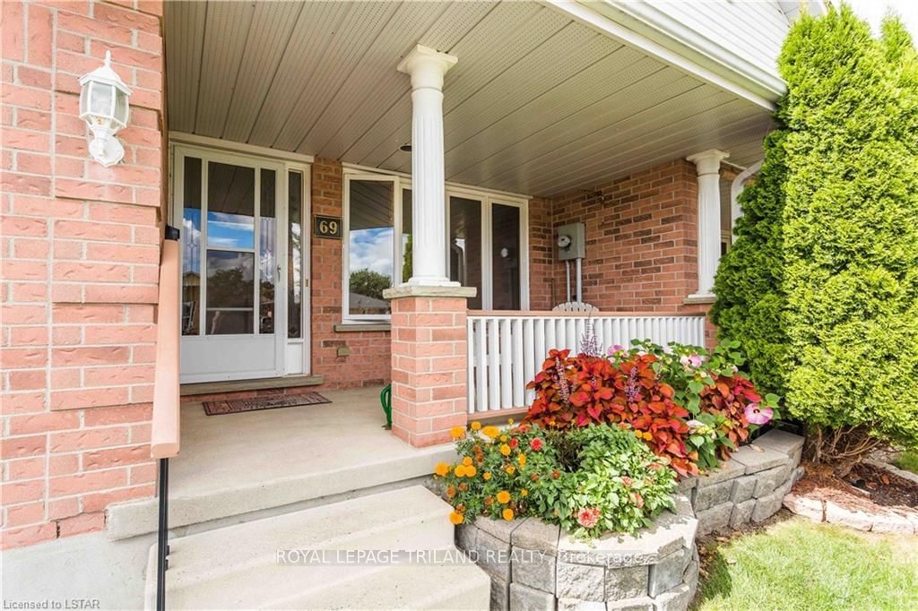 Listing Image 7