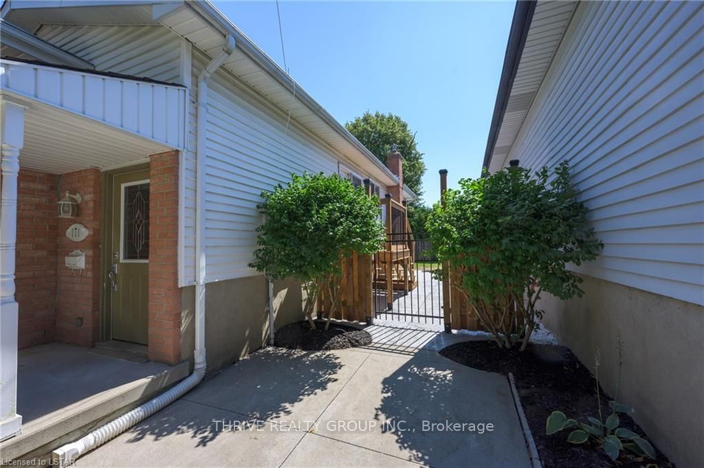 Listing Image 33