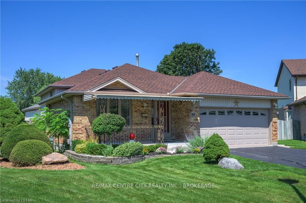 Listing photo 3