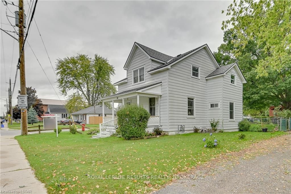Listing photo 2