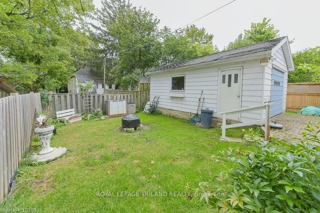 Listing Image 3