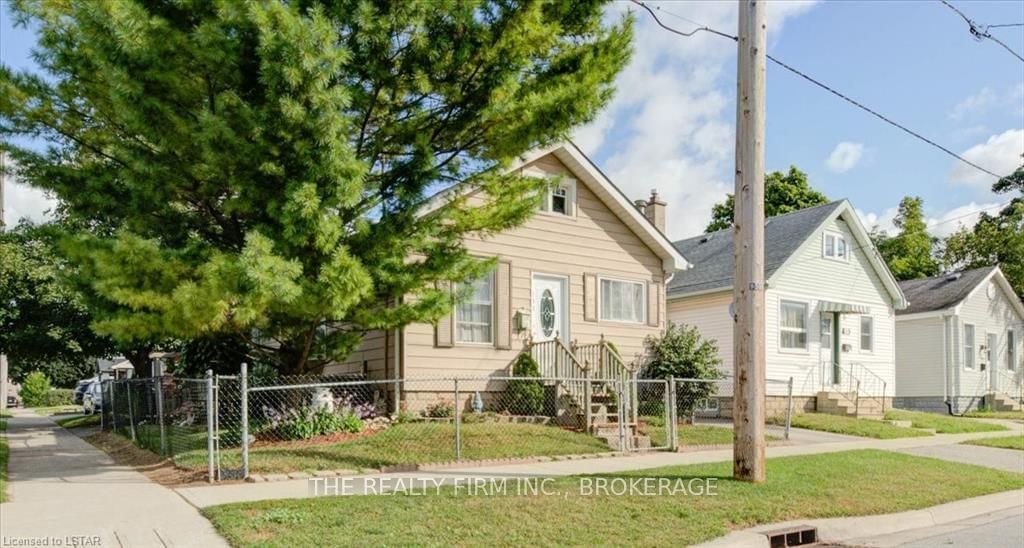 Listing Image 3