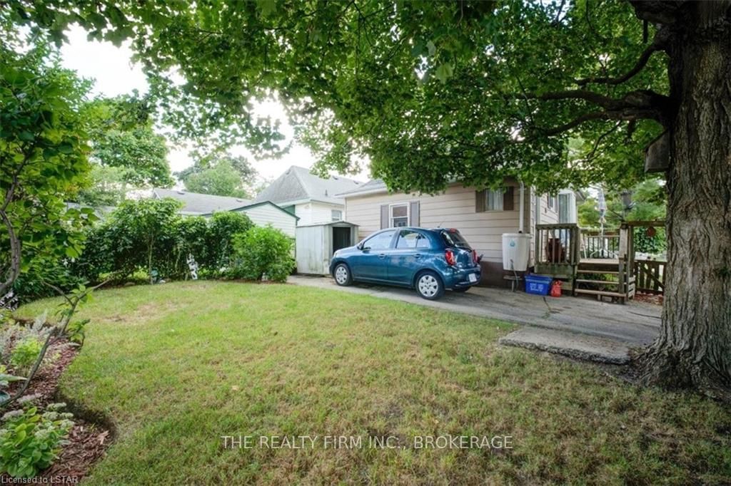 Listing Image 6