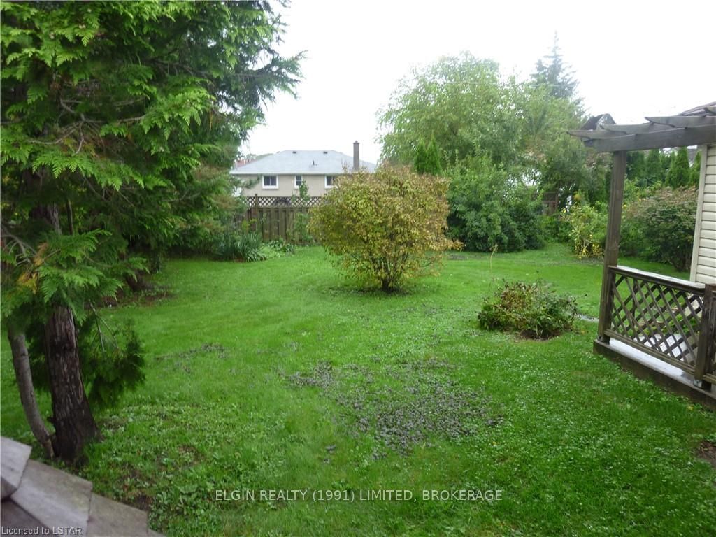 Listing Image 5