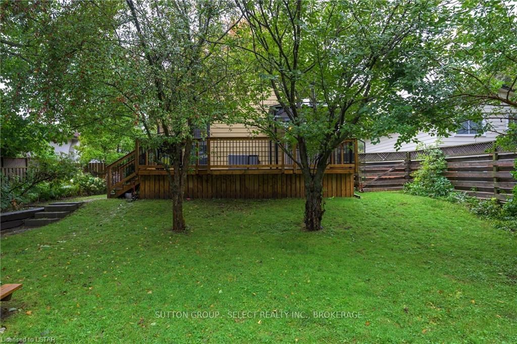 Listing Image 5