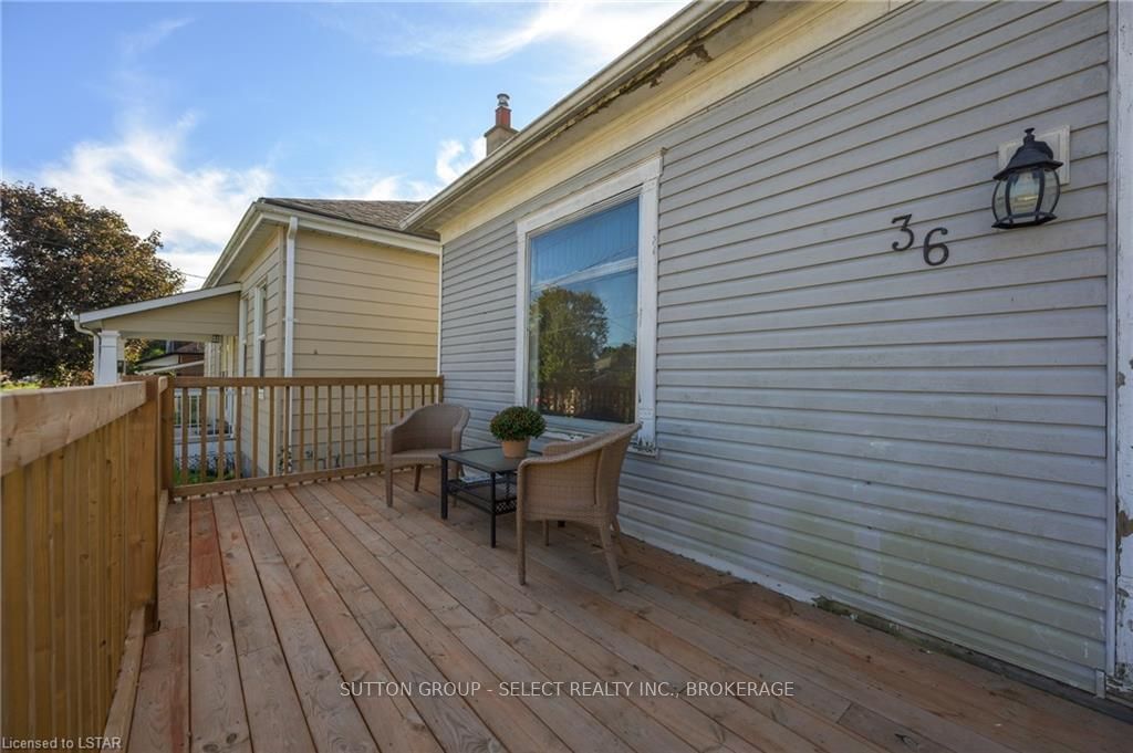 Listing Image 3