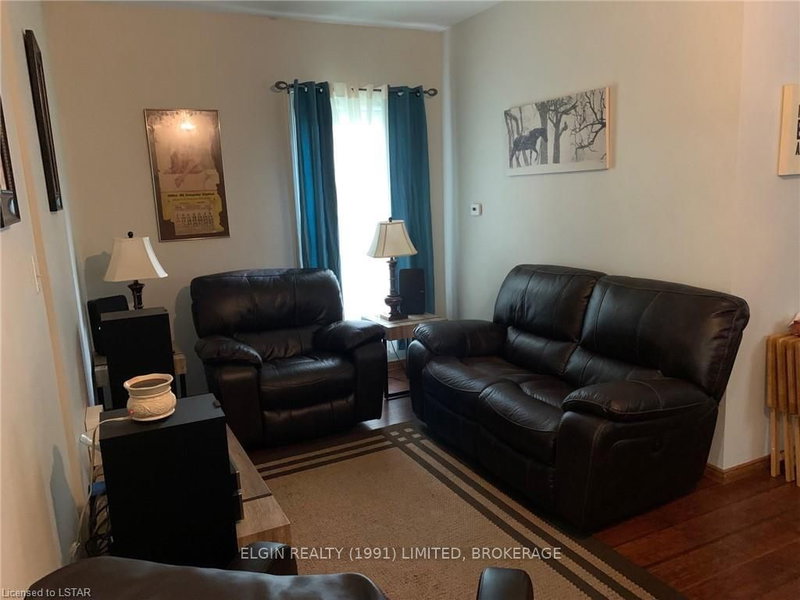 21 Owaissa St, St. Thomas, N5P 1T1 | Image 3