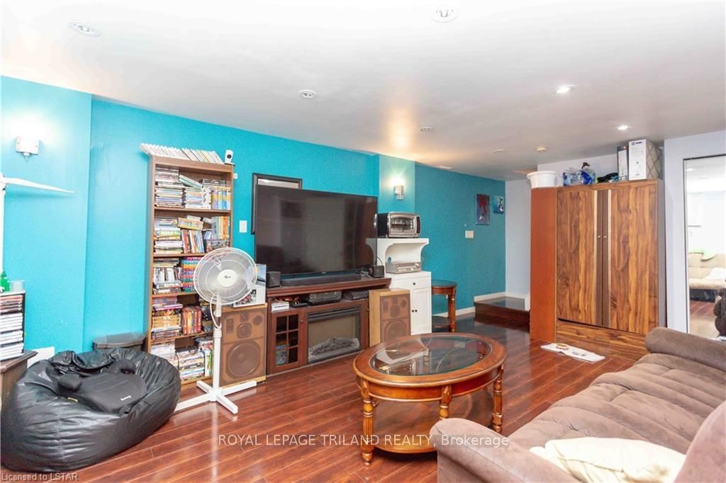 Listing Image 31