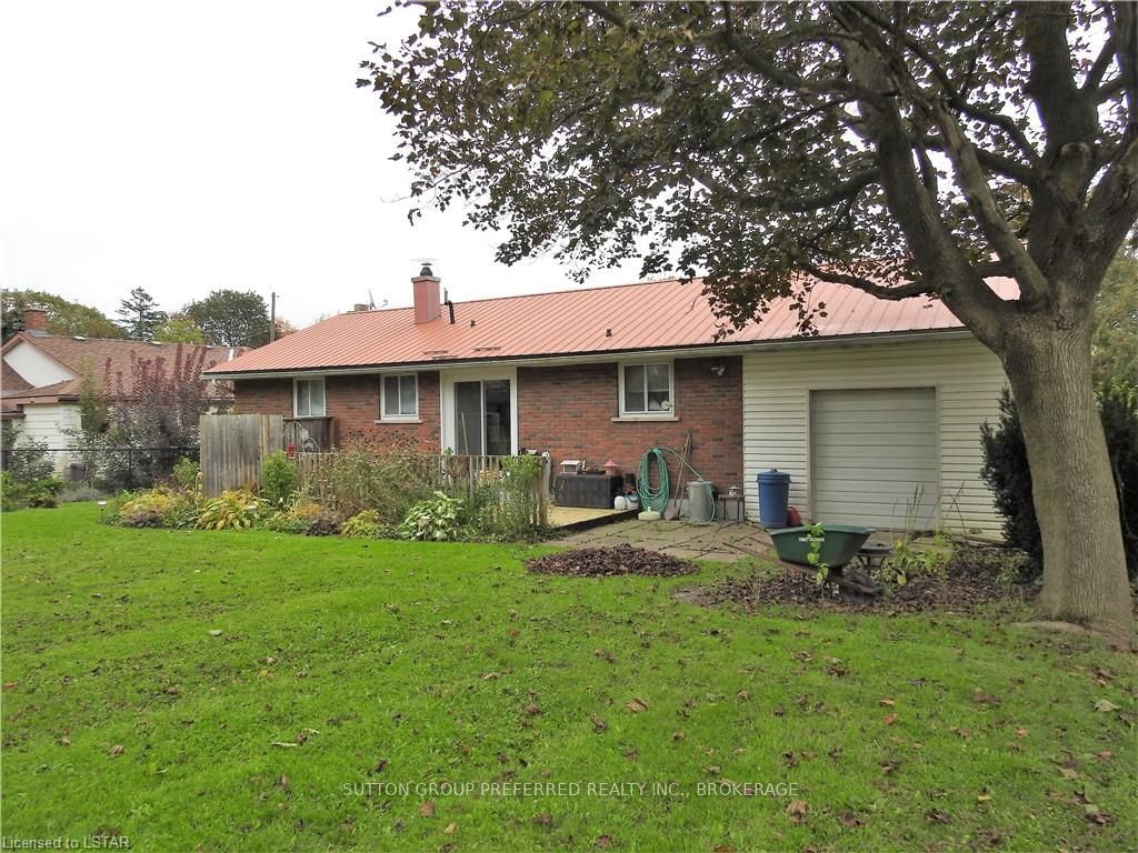Listing Image 17