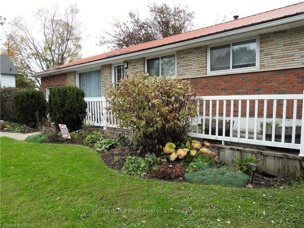 Listing Image 5