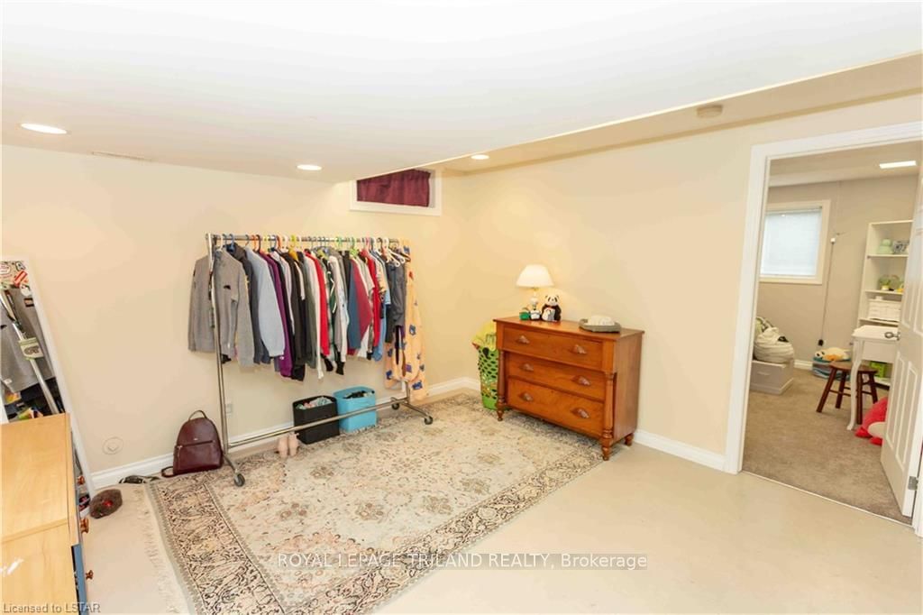 Listing Image 35