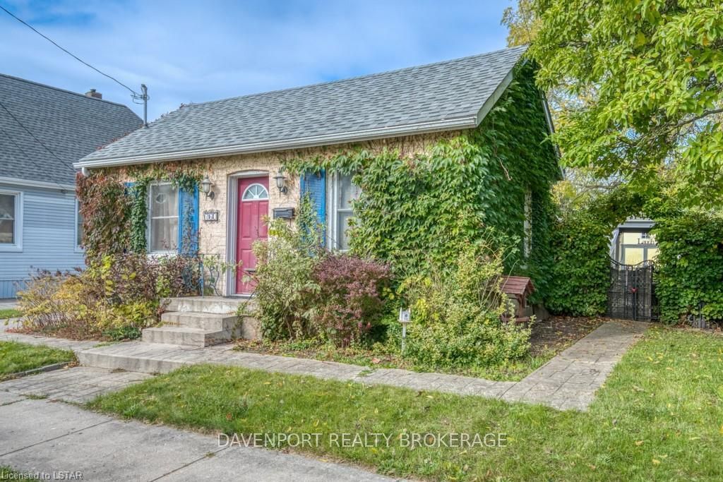 Listing Image 3