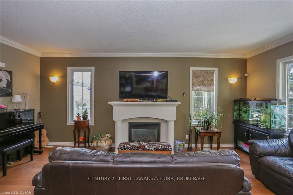 Listing Image 33