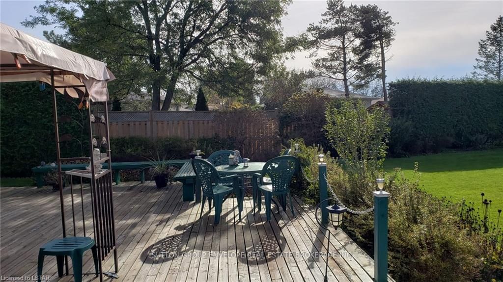 Listing Image 7