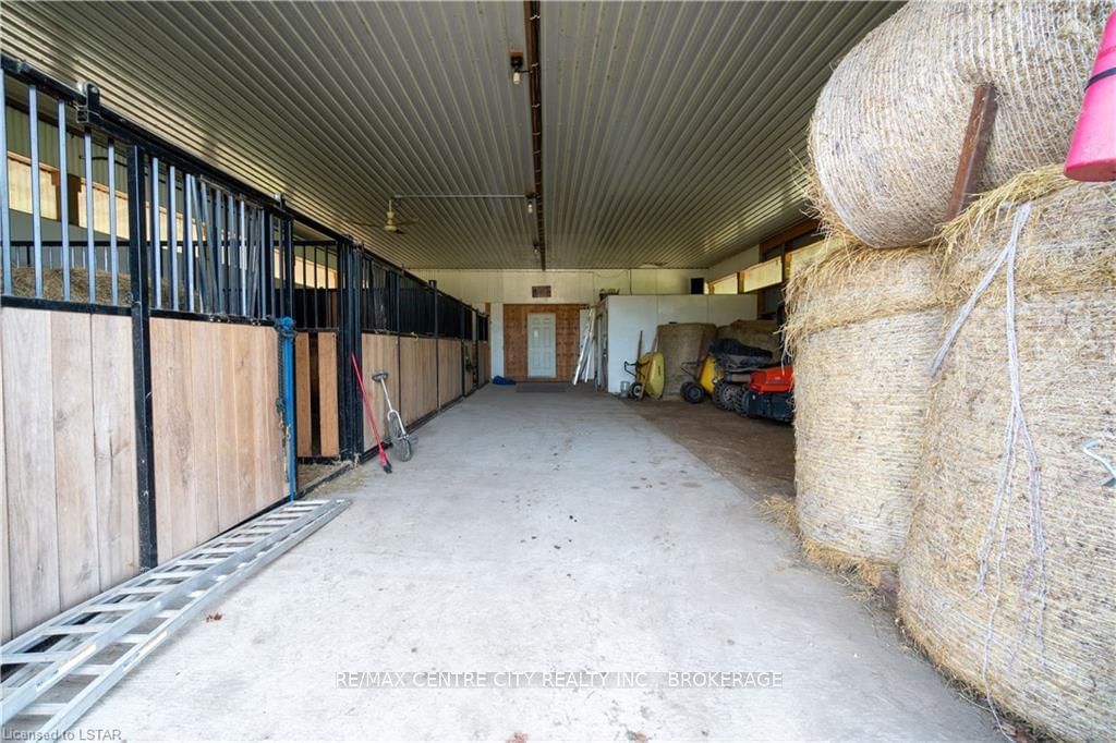 Listing Image 36
