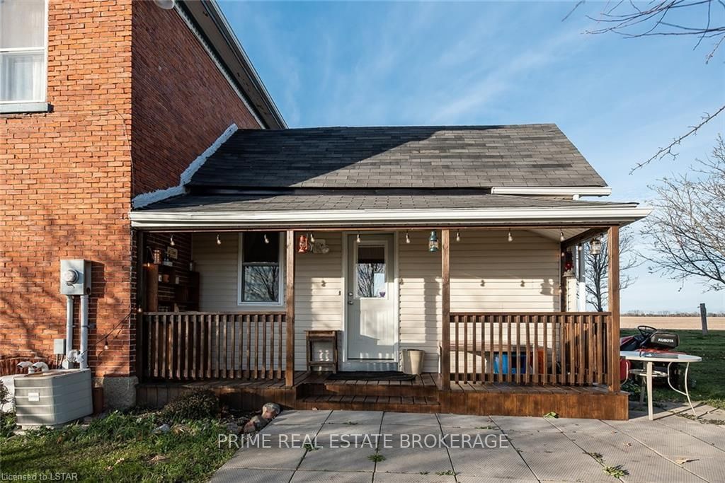 Listing Image 5
