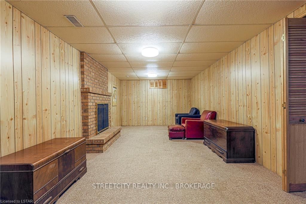 Listing Image 25