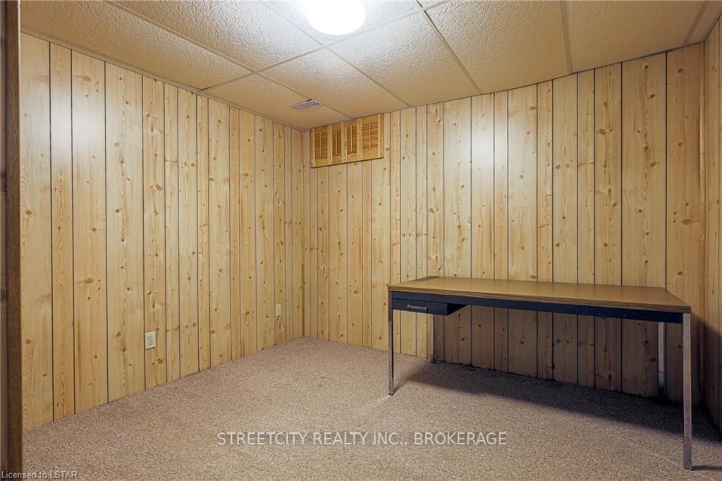 Listing Image 28