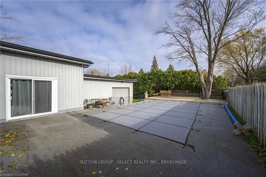 Listing Image 23