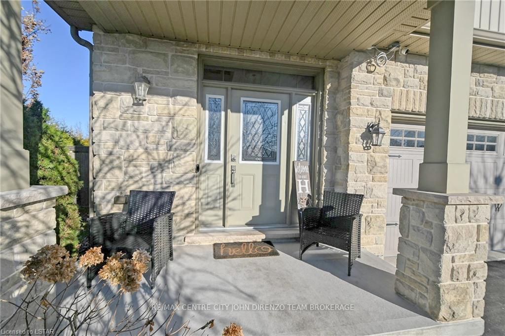 Listing Image 32