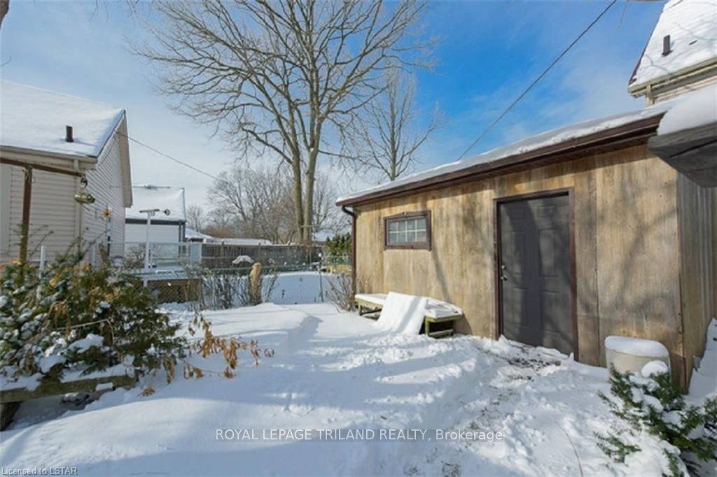 Listing Image 3