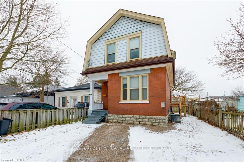 Listing photo 2
