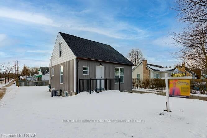 Listing Image 3