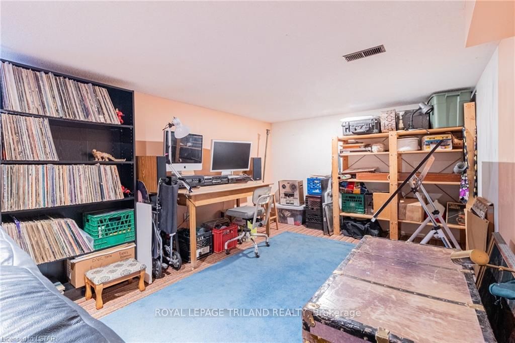 Listing Image 33