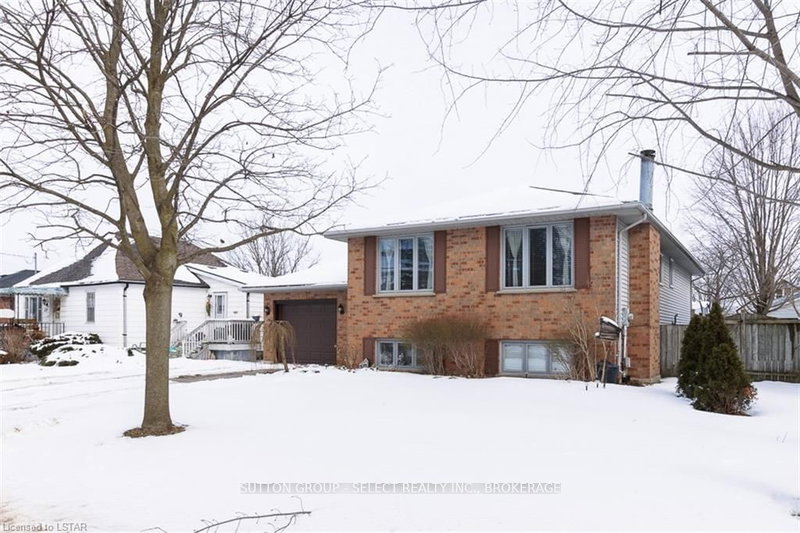 223 Ellor St, Strathroy-Caradoc, N7G 2L2 | Image 3