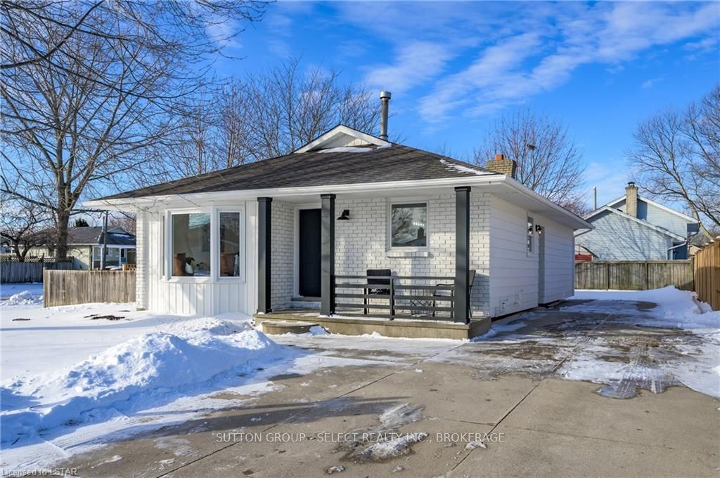 Listing Image 1