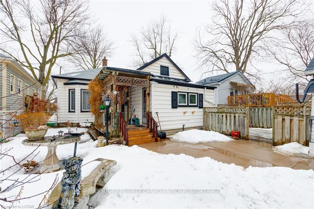 Listing Image 32