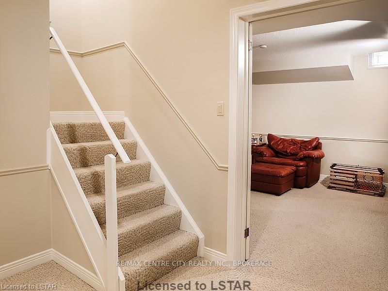 Listing Image 27