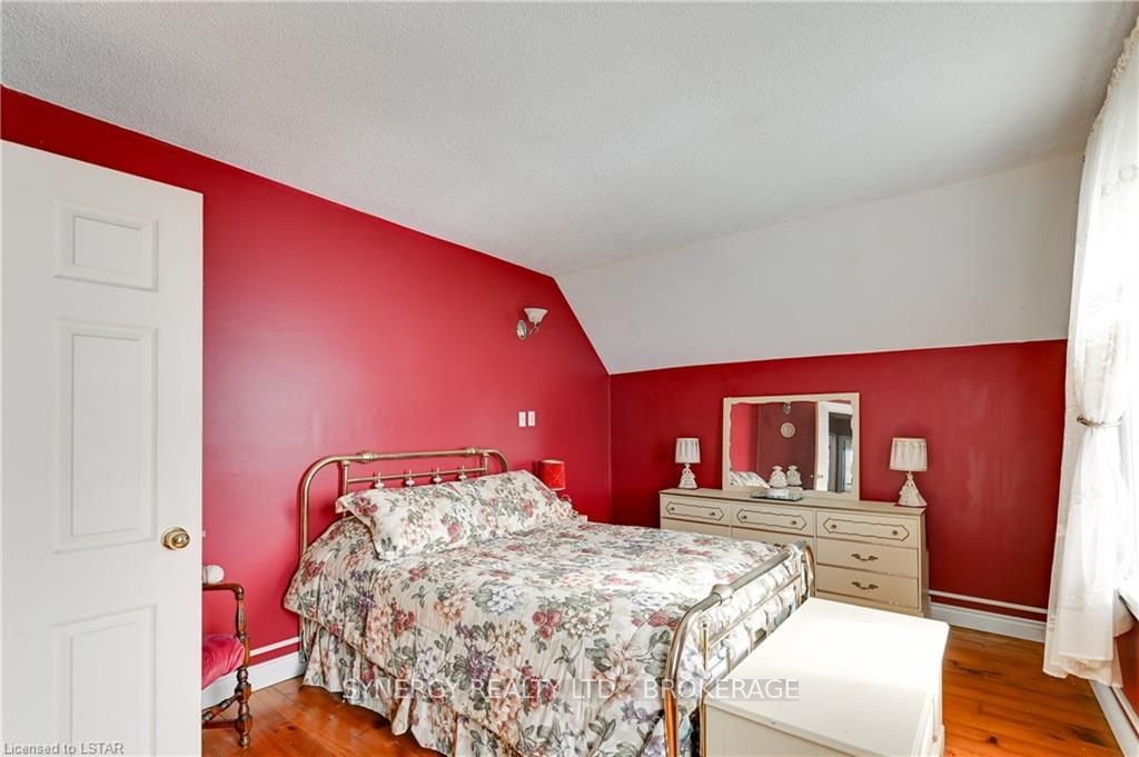 Listing Image 23