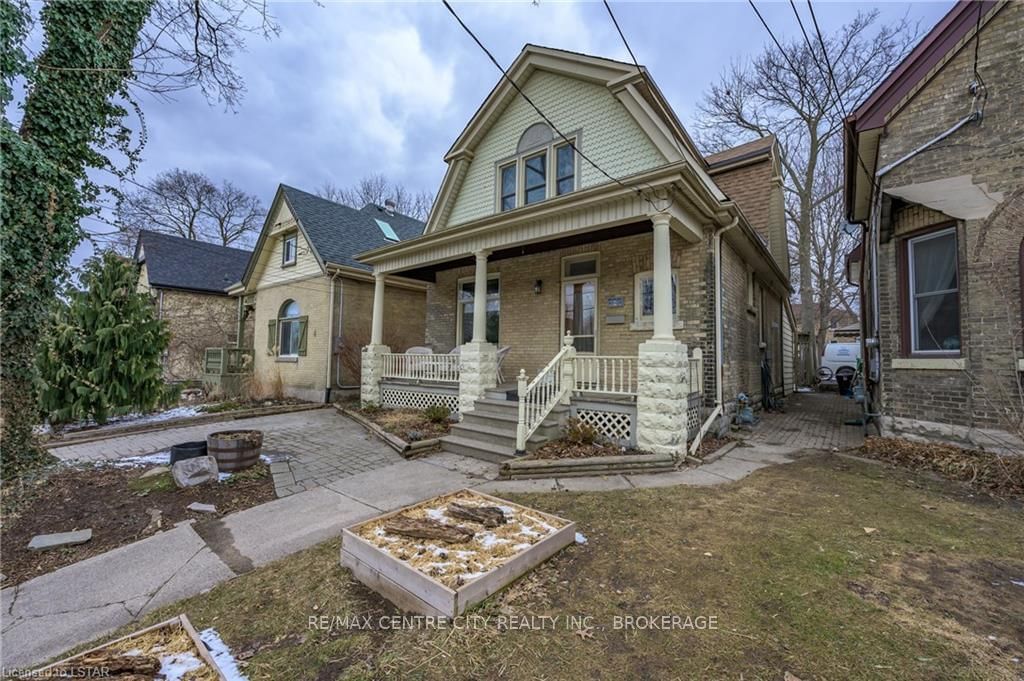 Listing Image 3