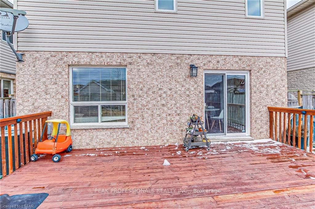 Listing Image 32