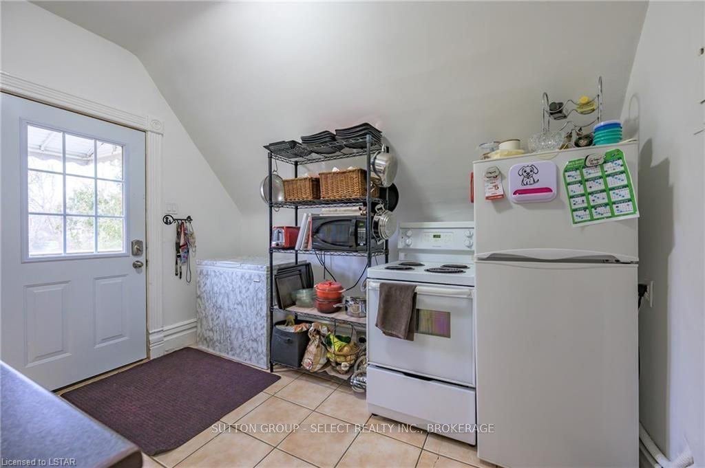 Listing Image 23