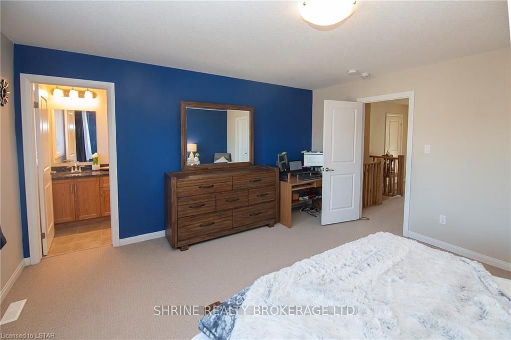 Listing Image 29